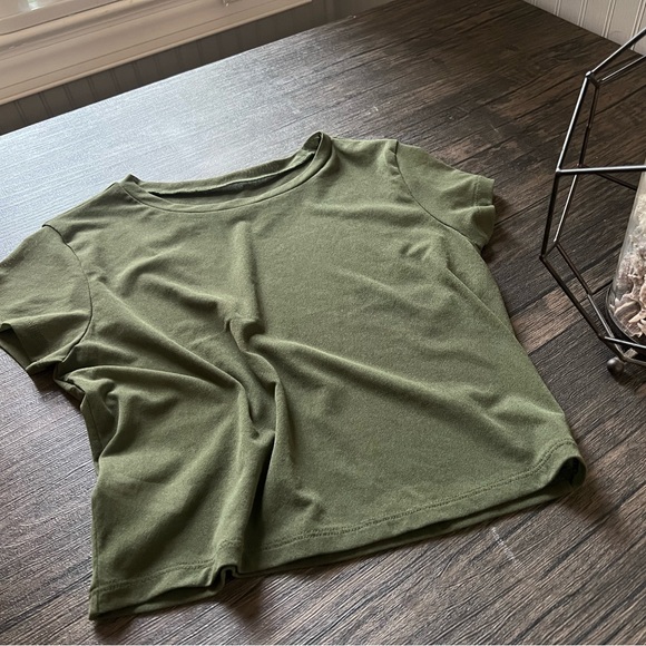 aerie Mesh Crop Top XS - Picture 2 of 6